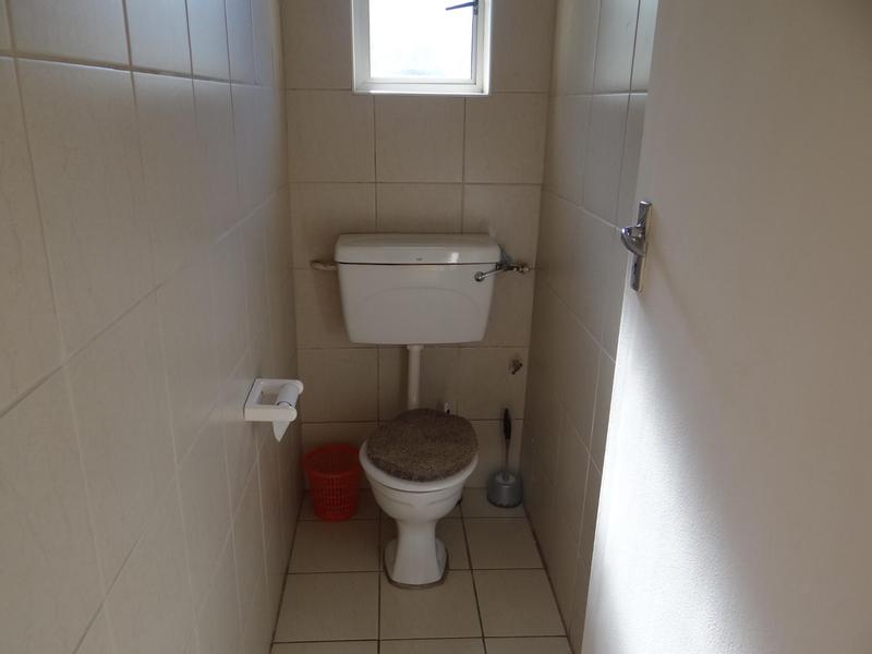 To Let 2 Bedroom Property for Rent in Rondebosch Western Cape